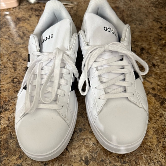 Adidas White and Black Sneakers - Picture 3 of 4